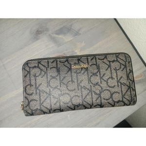 Calvin Klein black zip wallet